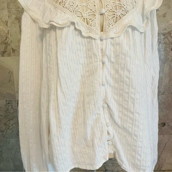 Pilcro Long-Sleeve Eyelet Cutwork Blouse - Picture 3 of 9